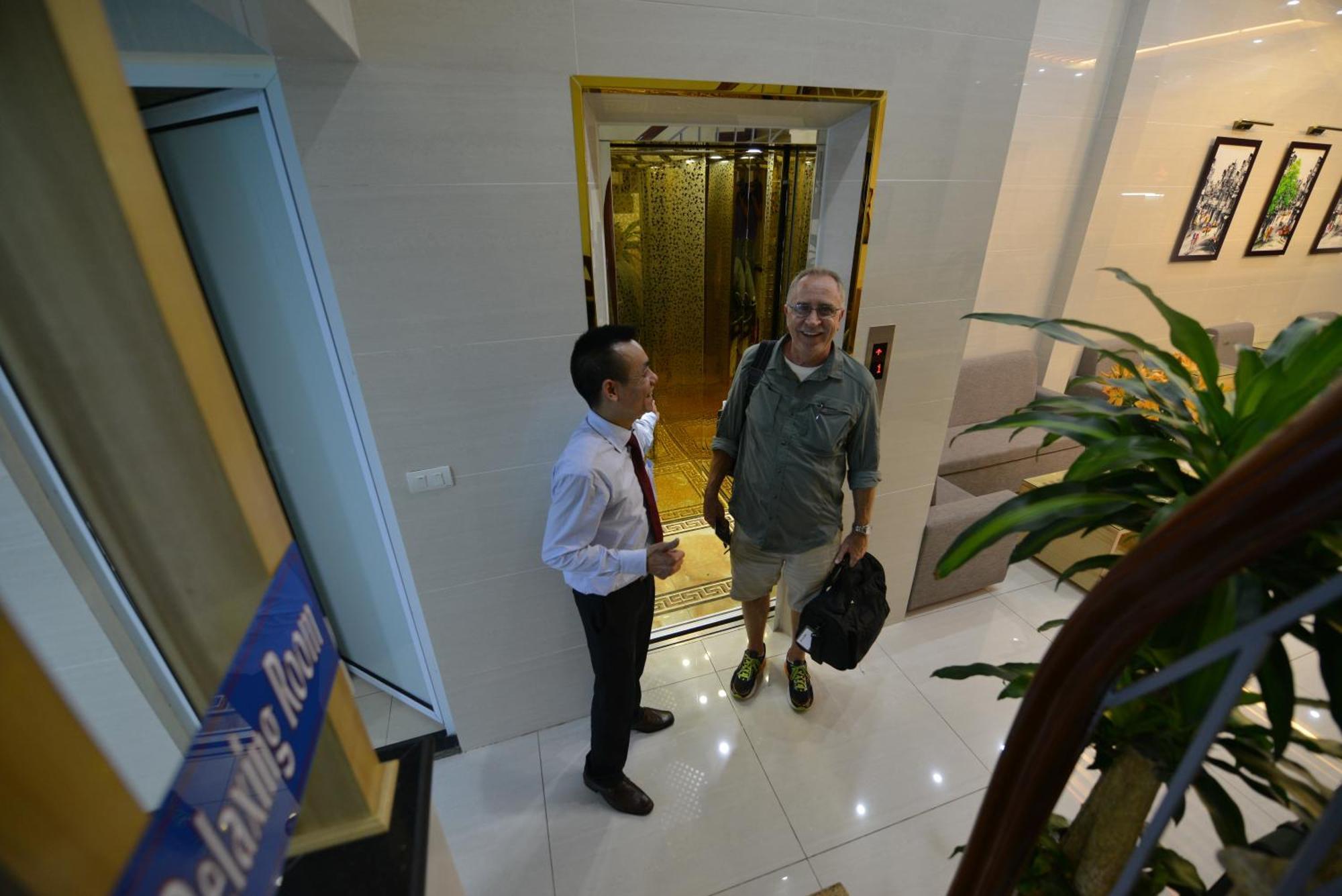 Blue Hanoi Inn Hotel Room photo